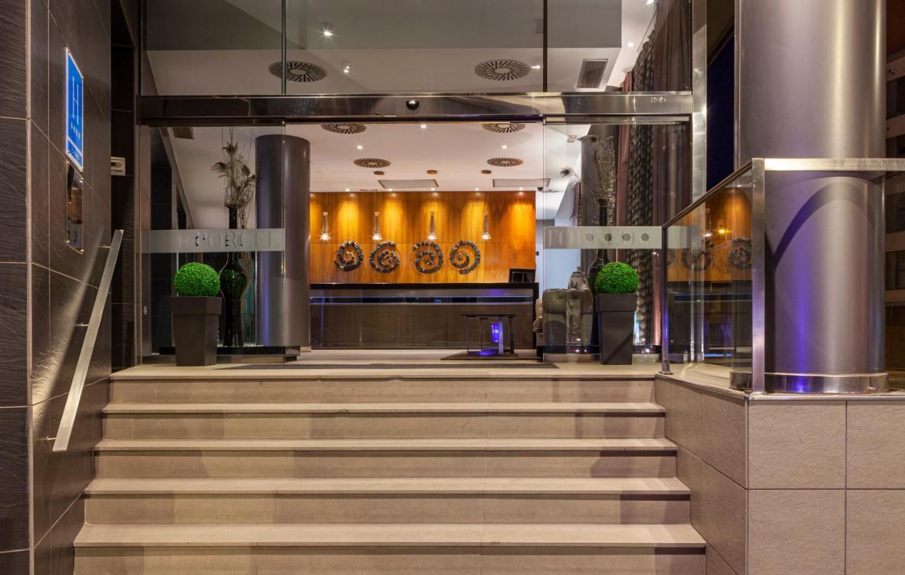 Hotel Porcel Torneo Sevilla Exteriér fotografie